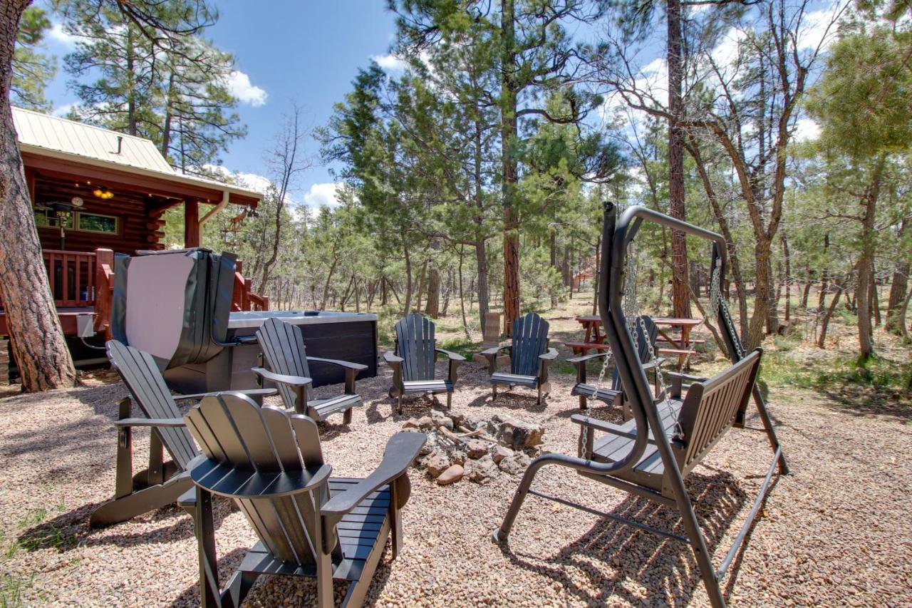 Lakeside Cabin On 2 Acres With Fire Pit And Hot Tub! باينتوب ليكسايد المظهر الخارجي الصورة