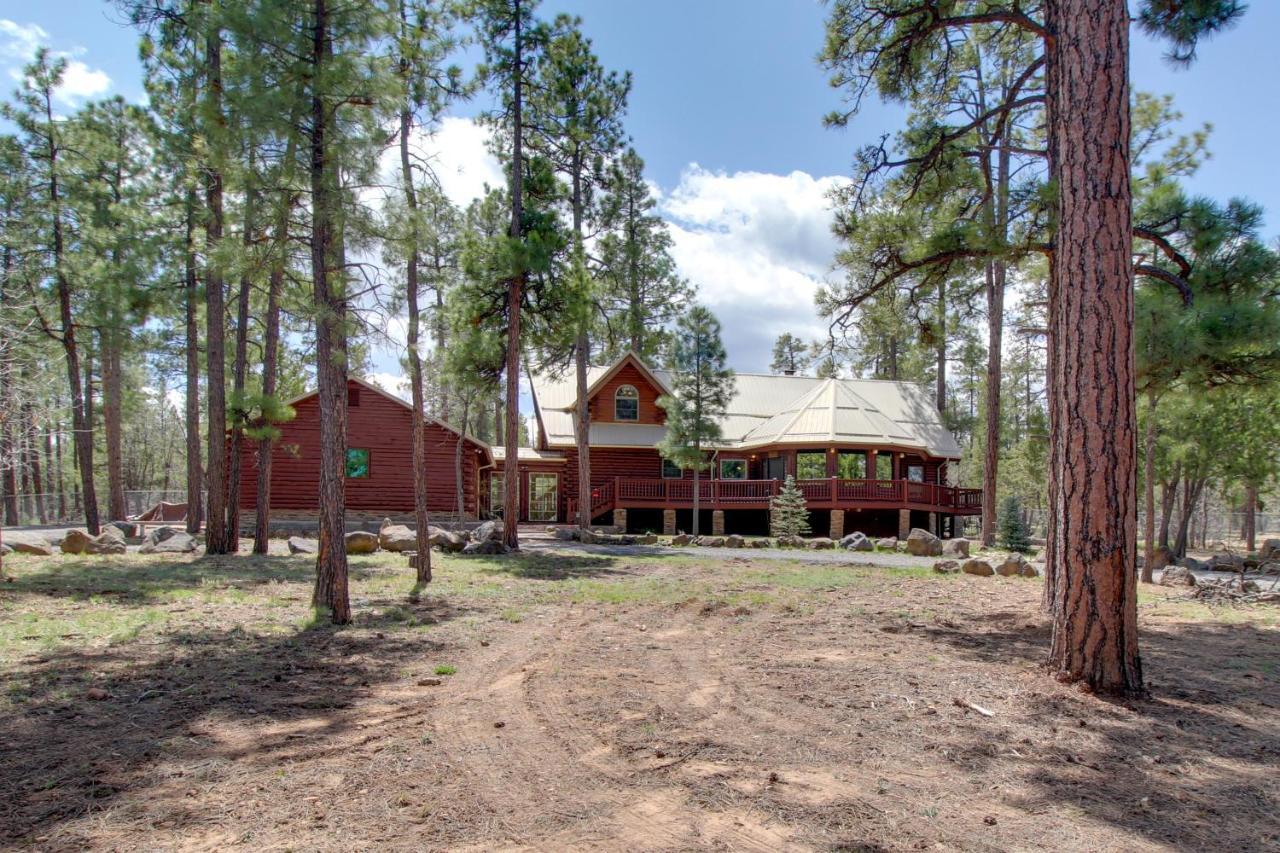 Lakeside Cabin On 2 Acres With Fire Pit And Hot Tub! باينتوب ليكسايد المظهر الخارجي الصورة