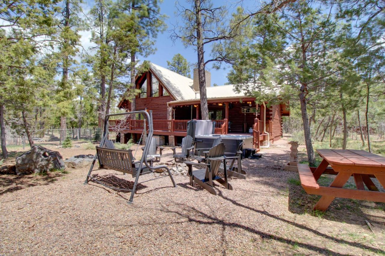 Lakeside Cabin On 2 Acres With Fire Pit And Hot Tub! باينتوب ليكسايد المظهر الخارجي الصورة